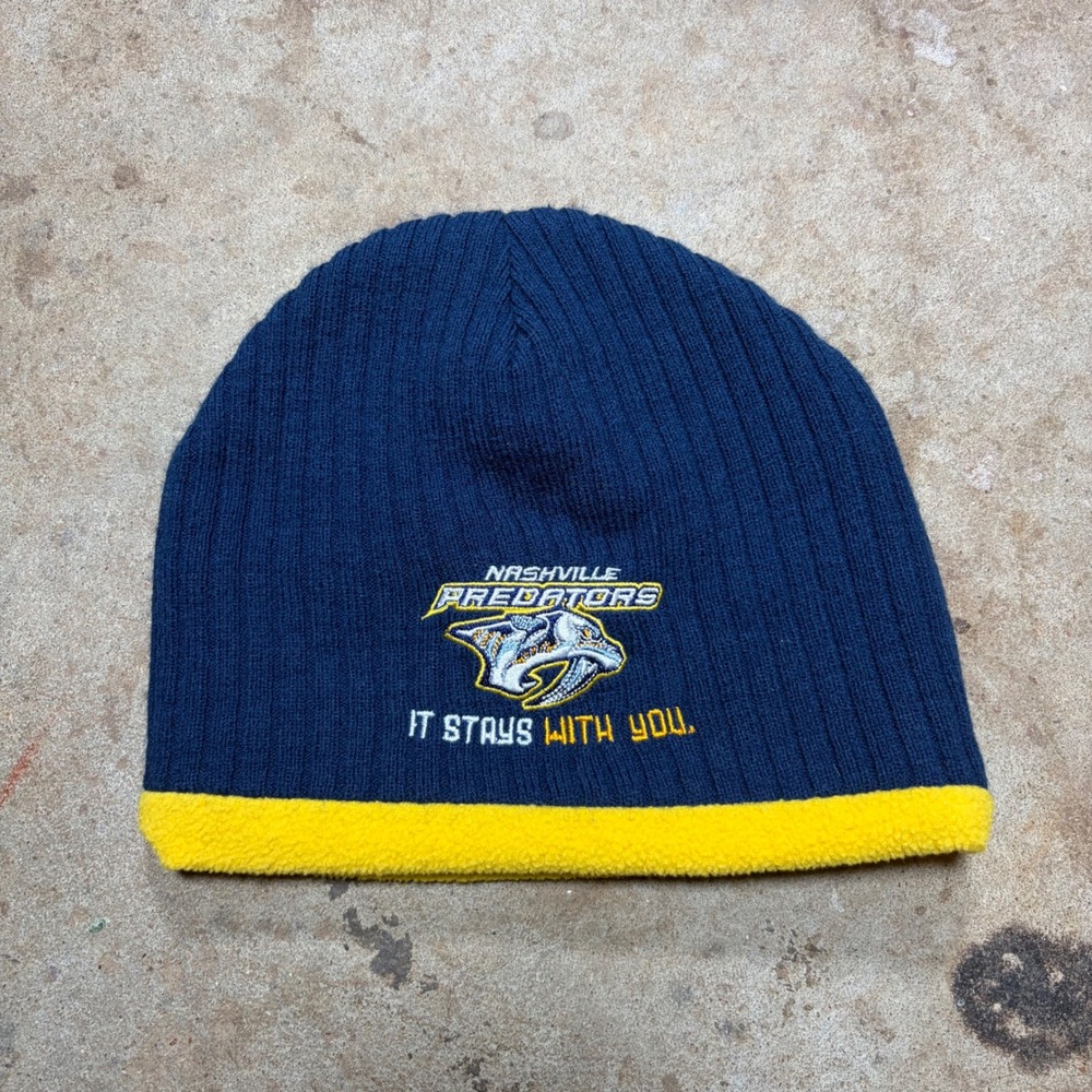 Nashville Predators NHL Beanie Hat Navy Blue Yellow Fleece Lined Vanderbilt Logo